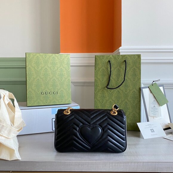 ✨Gucci Black Leather GG Marmont Bag with Gold Chain - Picture 2 of 9